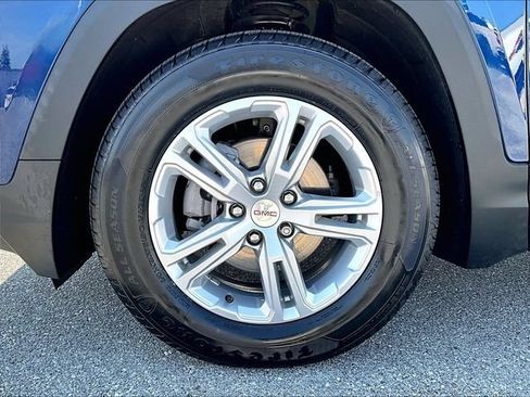 Used 2022 GMC Terrain SLE w/ Driver Convenience Package FWD image 7