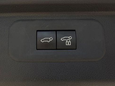 Used 2024 Toyota Grand Highlander AWD image 34