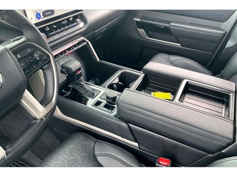 Used 2025 Toyota Tundra Limited w/ TRD Off-Road Package AWD/4WD image 19