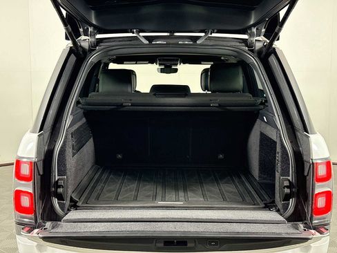 Used 2022 Land Rover Range Rover P525 Westminster Edition image 27