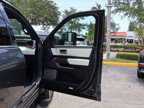 Used 2023 Toyota Tundra Capstone image 25