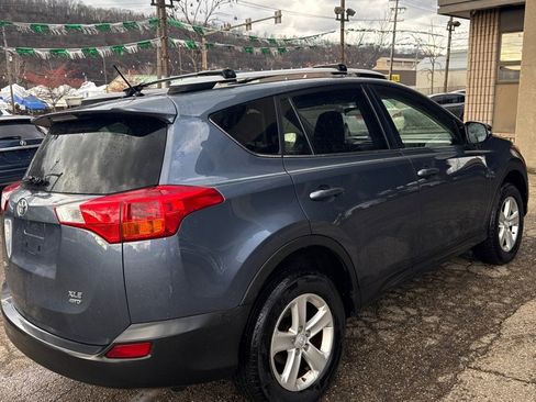 Used 2013 Toyota RAV4 XLE image 6