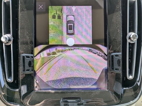 New 2026 Volvo XC40 B5 Plus w/ Climate Package image 21