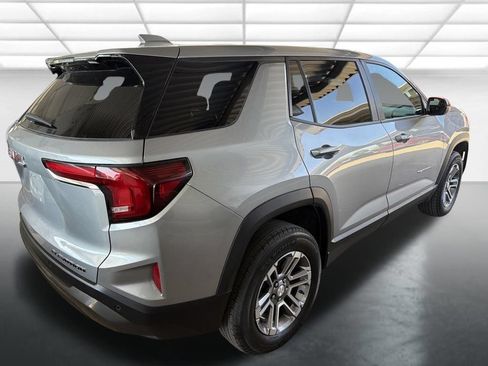 Used 2025 GMC Terrain Elevation FWD image 2