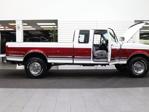 Used 1995 Ford F250 XLT image 11