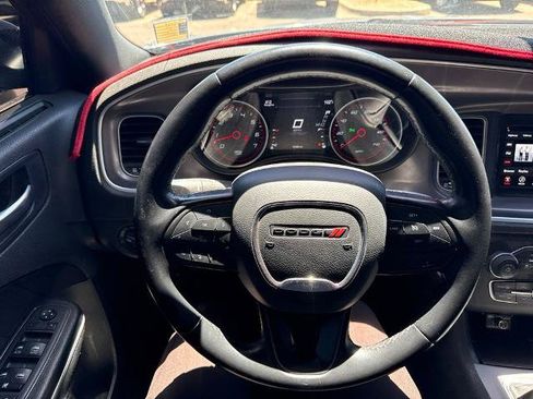 Used 2022 Dodge Charger SXT RWD image 7