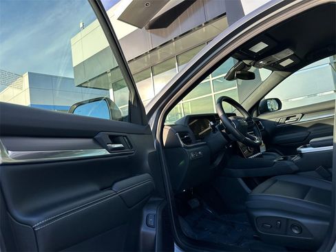 Used 2026 GMC Terrain Elevation w/ Elevation Premium Package image 20