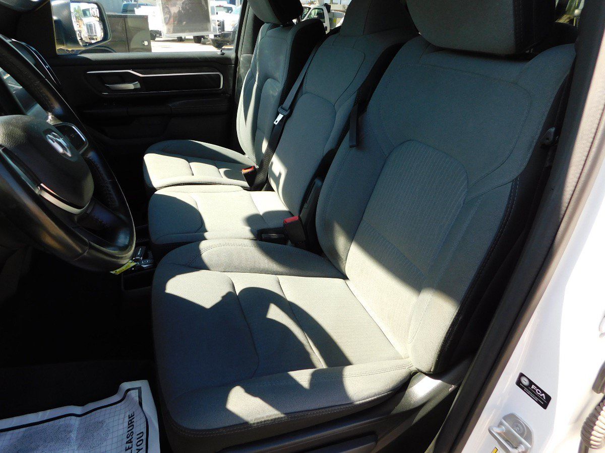 Used 2024 RAM 1500 Big Horn AWD/4WD image 9