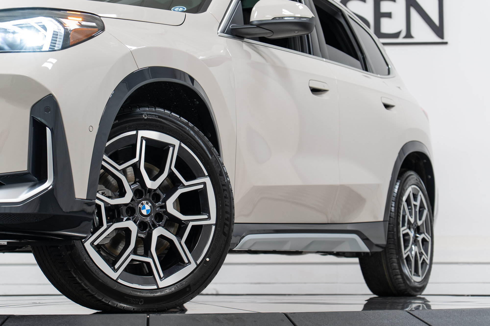 Used 2026 BMW X1 xDrive28i w/ Convenience Package AWD/4WD image 27