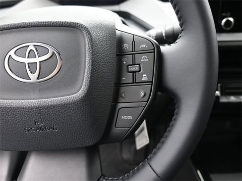 New 2026 Toyota Prius LE image 2