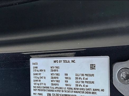 Used 2023 Tesla Model 3 Standard Range RWD image 16