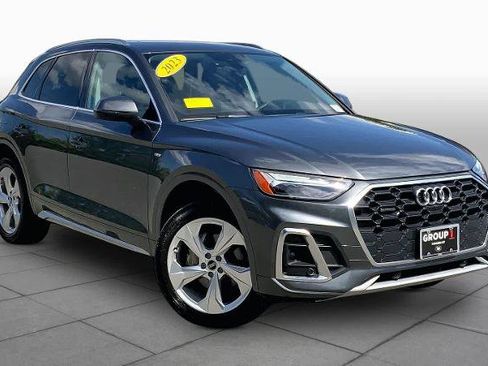 Used 2023 Audi Q5 2.0T Premium Plus w/ Premium Plus Package AWD/4WD image 3