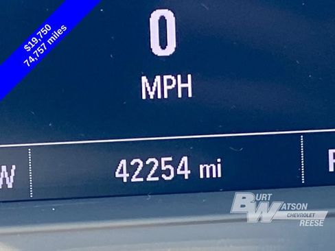 Used 2022 Chevrolet TrailBlazer LT w/ Convenience Package FWD image 23