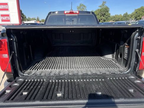 Used 2018 Chevrolet Colorado Z71 AWD/4WD image 25