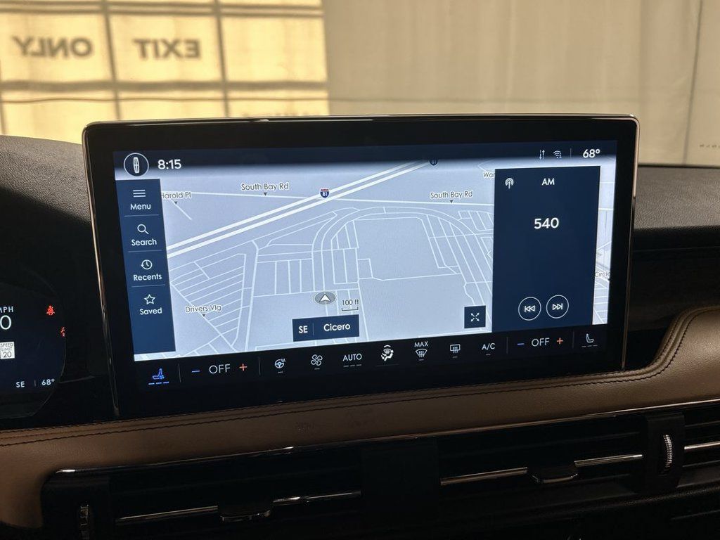 Used 2023 Lincoln Corsair Reserve w/ Equipment Group 202A AWD/4WD image 16