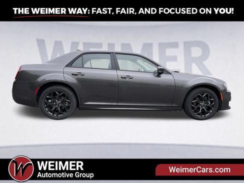 Used 2023 Chrysler 300 Touring L w/ Popular Equipment Group AWD/4WD image 7