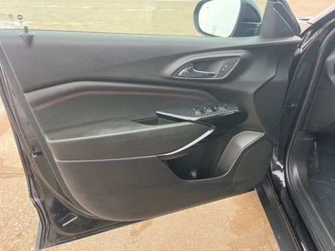 Used 2025 Chevrolet Trax RS w/ Driver Confidence Package image 10