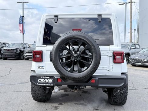 Used 2021 Jeep Wrangler Unlimited Sahara w/ Cold Weather Group image 6