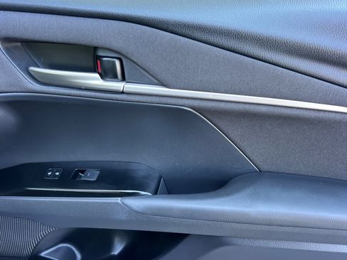 Used 2025 Toyota Camry LE FWD image 18