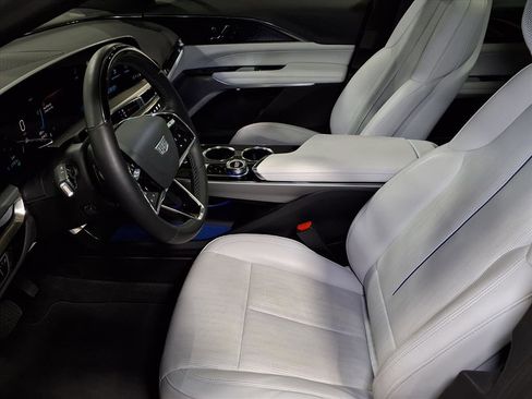 Certified 2023 Cadillac Lyriq 2WD image 12