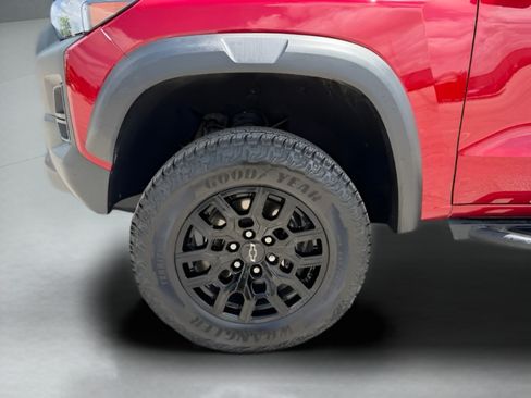 Used 2024 Chevrolet Colorado Trail Boss w/ Technology Package AWD/4WD image 30