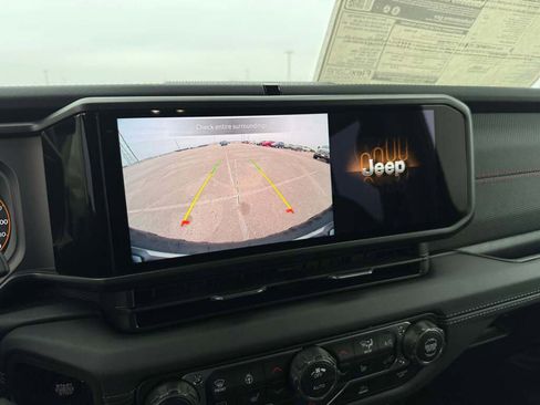 New 2026 Jeep Wrangler Unlimited Rubicon image 32