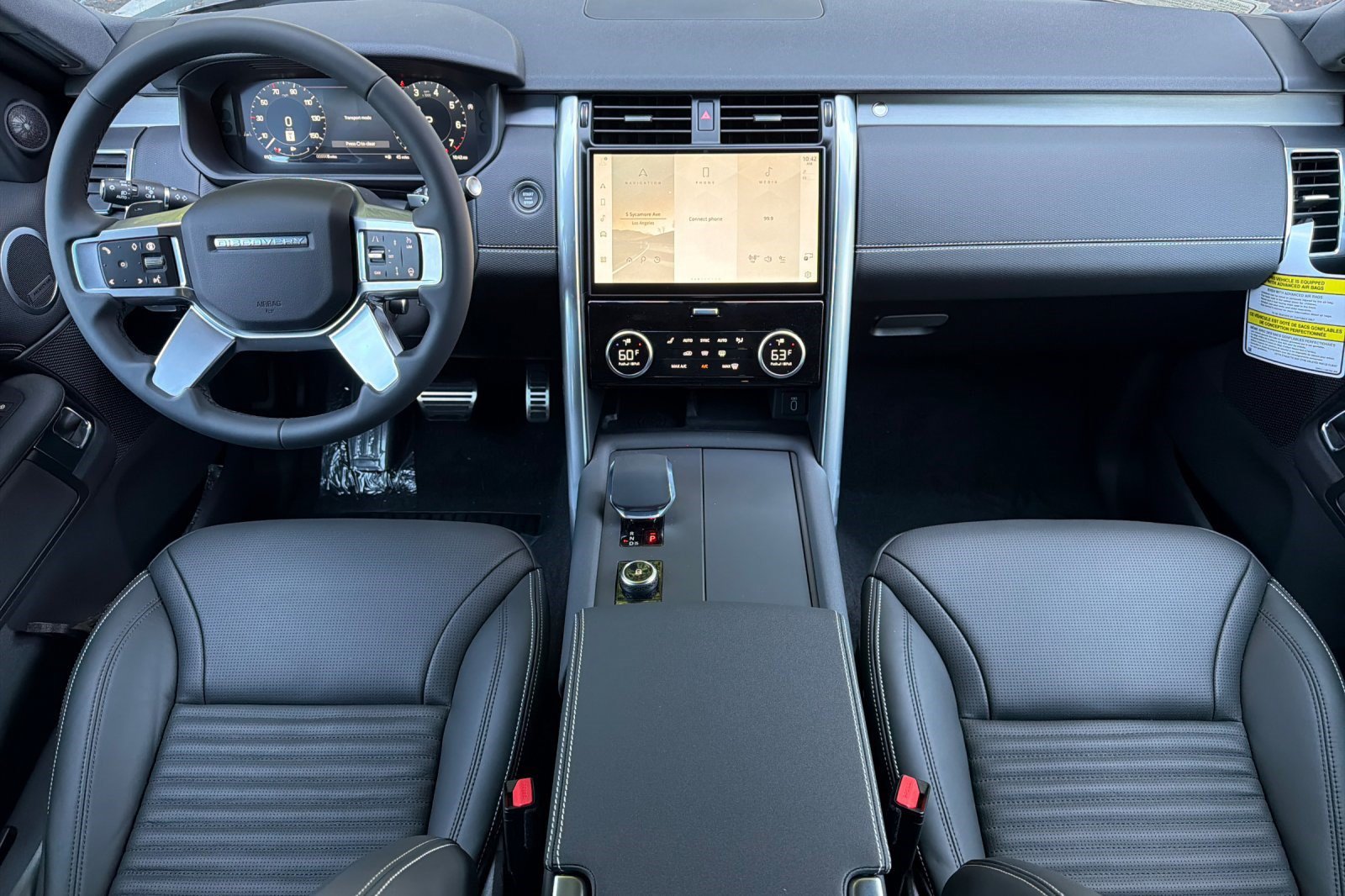 New 2026 Land Rover Discovery Dynamic SE AWD/4WD image 14
