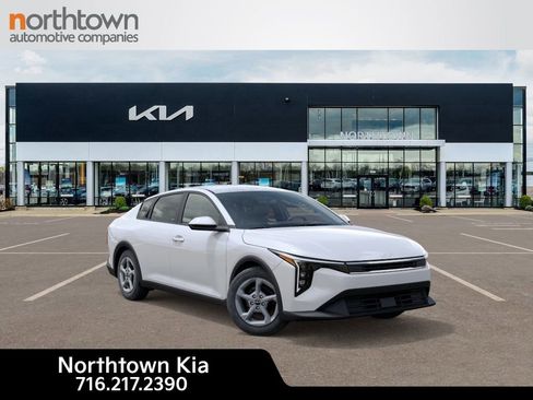 New 2025 Kia K4 LXS image 9