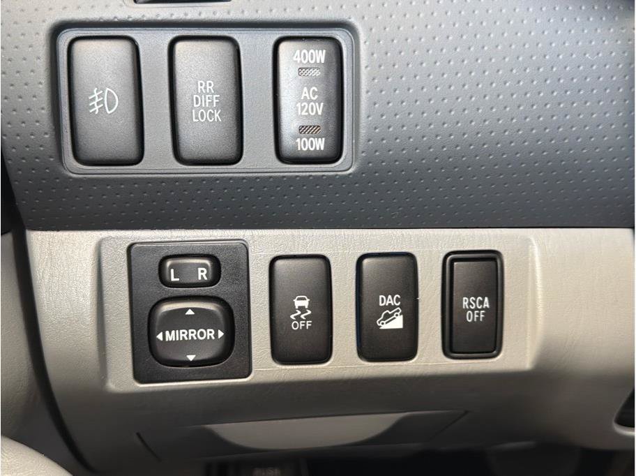 Used 2012 Toyota Tacoma 4x4 Double Cab w/ TRD Off-Road Pkg image 22