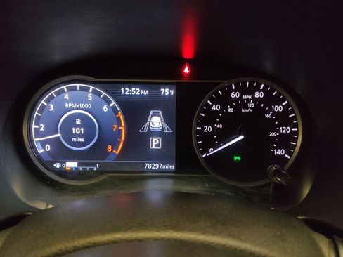 Used 2020 Nissan Kicks SV FWD image 23
