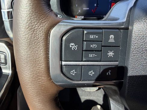 Used 2025 Ford F150 King Ranch AWD/4WD image 21