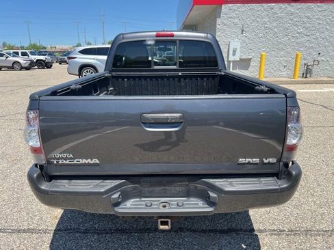 Used 2010 Toyota Tacoma 4x4 Access Cab V6 image 9