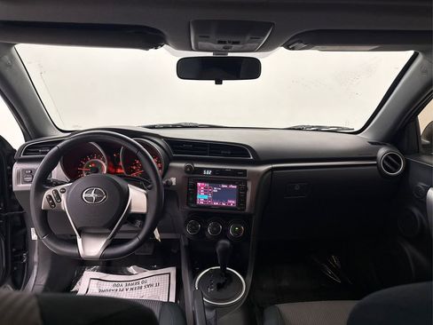 Used 2015 Scion tC FWD image 33