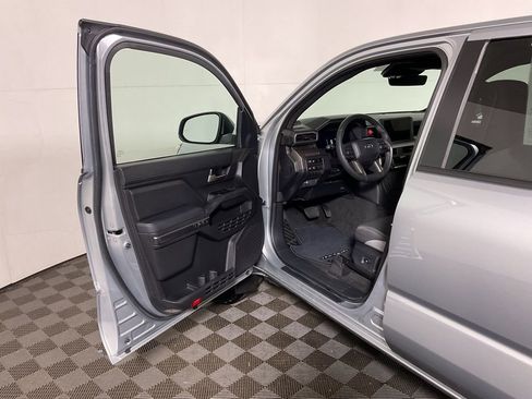 Used 2024 Toyota Tacoma TRD Off-Road image 16