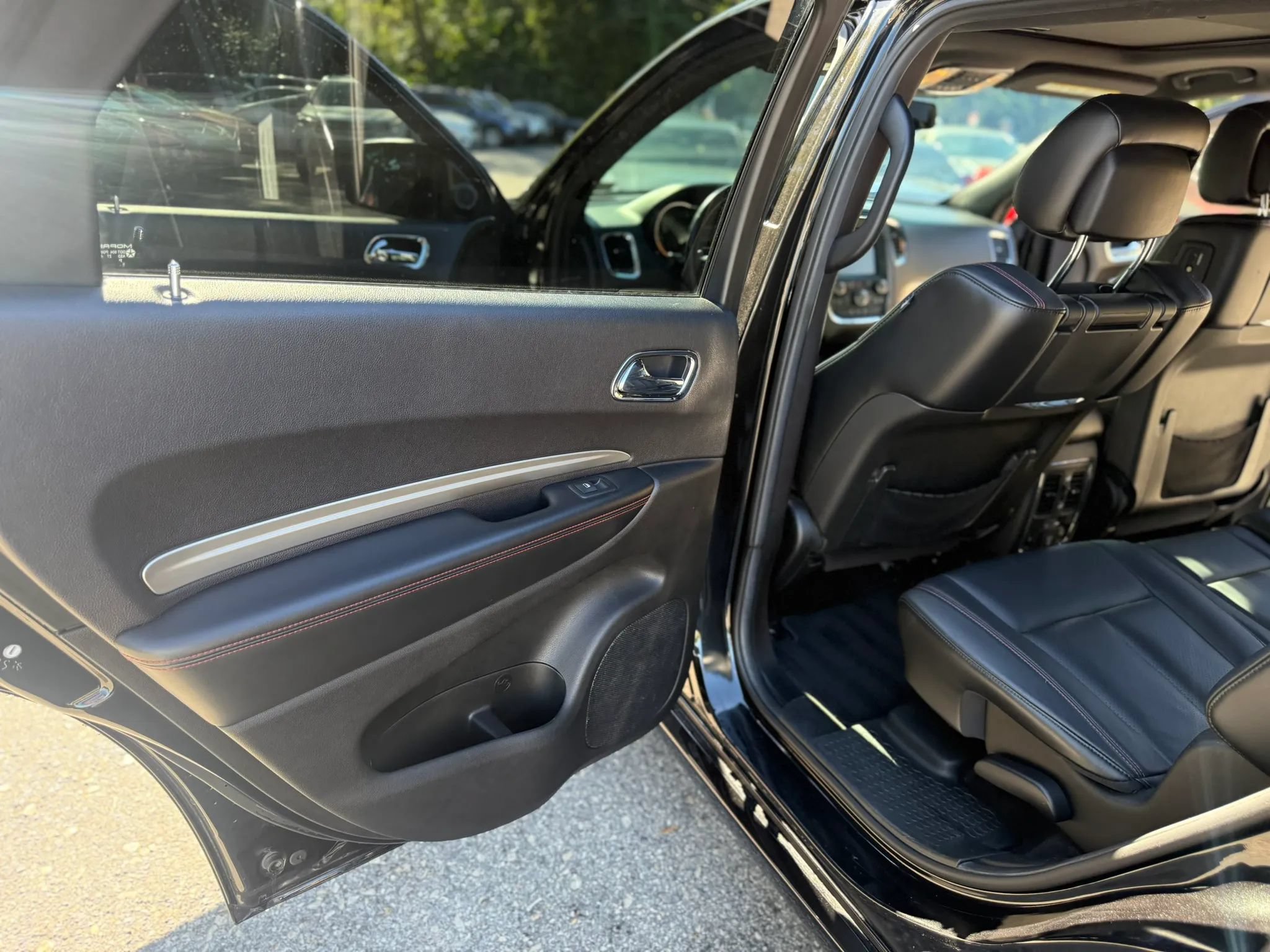 Used 2014 Dodge Durango R/T w/ Trailer Tow Group IV AWD/4WD image 30