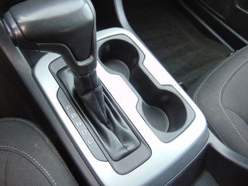 Used 2019 Chevrolet Colorado LT w/ Redline Special Edition image 17