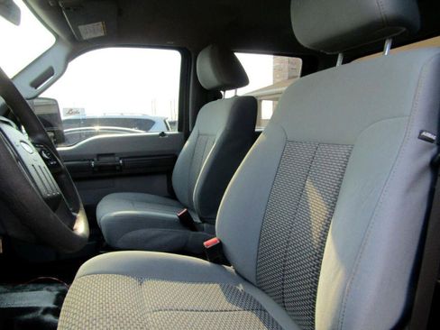 Used 2016 Ford F250 XL w/ Power Equipment Group AWD/4WD image 14