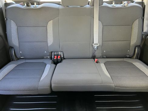 Used 2022 Chevrolet Silverado 1500 LT image 14