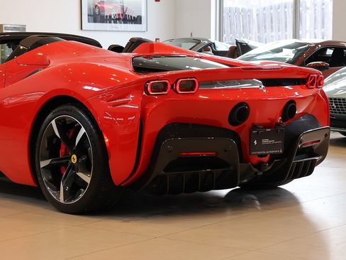 Certified 2022 Ferrari SF90 Spider image 62