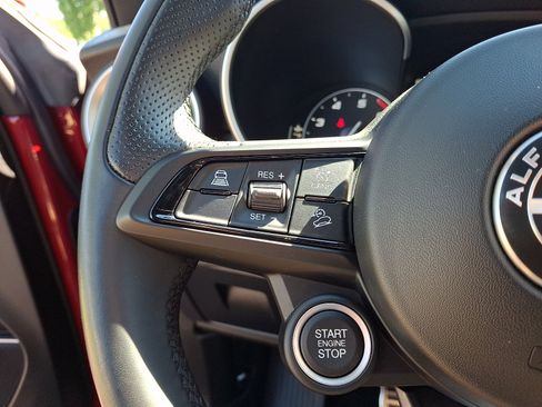 Used 2023 Alfa Romeo Stelvio Ti AWD/4WD image 23
