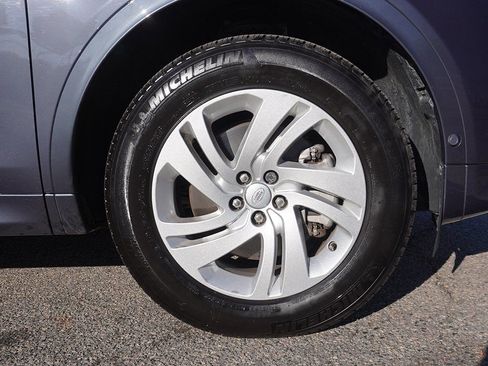 Used 2024 Land Rover Discovery Sport S image 27