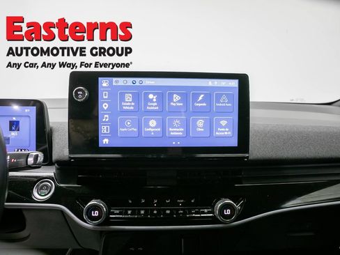 Used 2024 Honda Prologue EX image 11