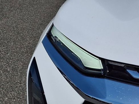 Used 2025 Chevrolet Equinox LT image 28