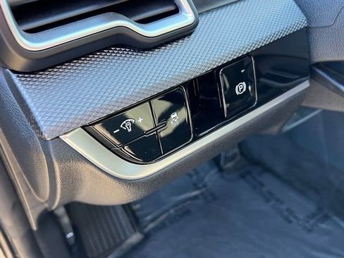 Certified 2024 Kia Sportage LX image 18