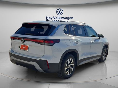 New 2026 Volkswagen Tiguan S FWD image 3