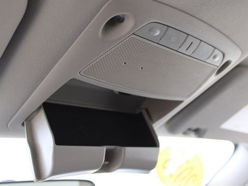 Used 2018 Nissan Rogue Sport SV image 40