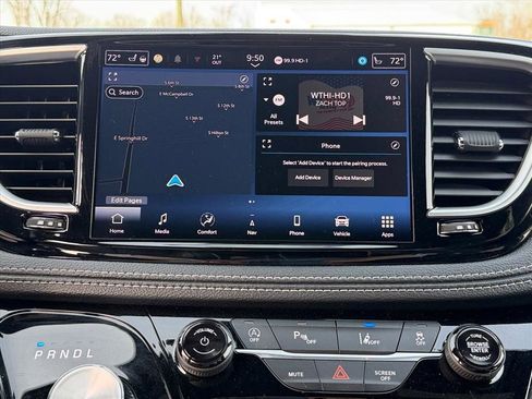 Used 2024 Chrysler Pacifica Limited w/ S Appearance Package image 22