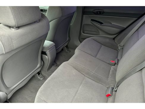 Used 2010 Honda Civic DX-VP image 13