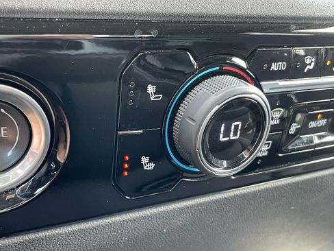 Used 2022 Chevrolet Silverado 1500 LT w/ Protection Package image 11