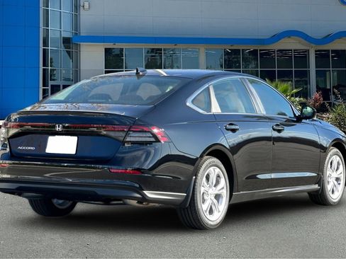 New 2026 Honda Accord LX image 8